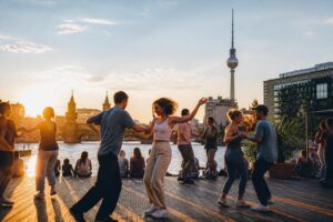 Berlin tanzt wieder: Warum die Stadt ihre Tanzfläche gerade neu entdeckt